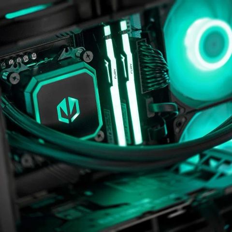 Actina 5901443416661 PC AMD Ryzen™ 9 9900X3D 192 GB DDR5-SDRAM 4 TB SSD NVIDIA GeForce RTX 5090 Windows 11 Home Midi Tower Black