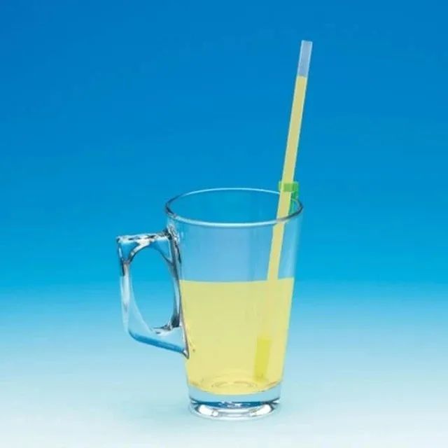 Senior straw one-way