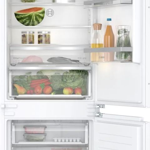 Bosch Serie 4 KBN96VFE0 fridge-freezer Built-in 383 L E White