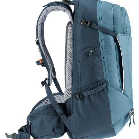 Bicycle backpack -Deuter Trans Alpine 30 ATLANTIC-INK