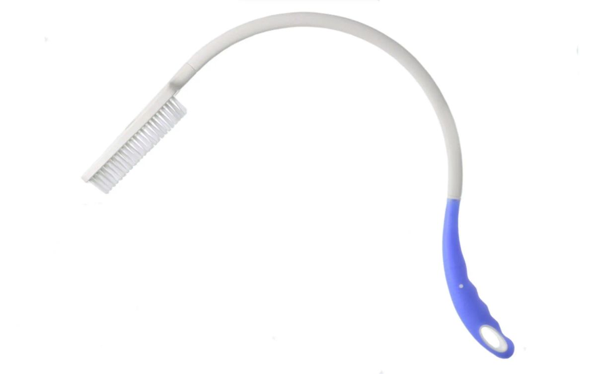 Back washing brush