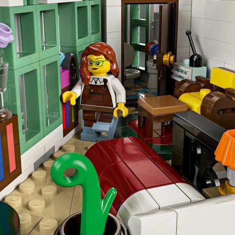 LEGO ICONS 11371 Shopping Street