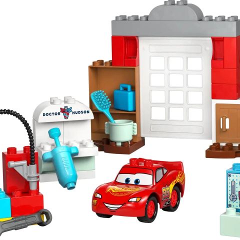LEGO DUPLO 10456 McQueen's Visit to Doc's Garage