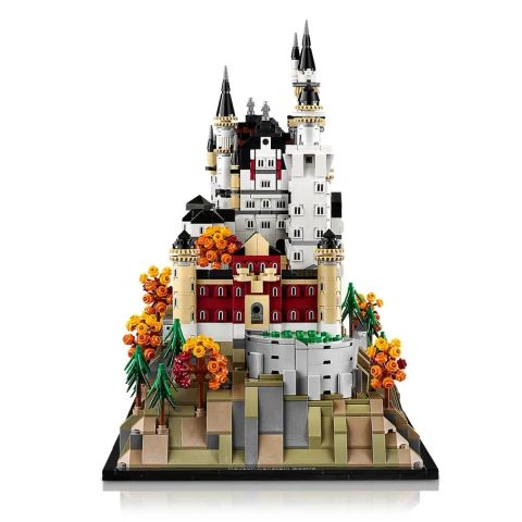 LEGO ARCHITECTURE 21063 Neuschwanstein Castle