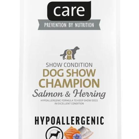 BRIT Care Hypoallergenic Adult Dog Show Champion Salmon & Herring - dry dog food - 12 kg
