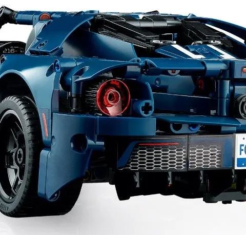 LEGO TECHNIC 42154 FORD GT (2022)