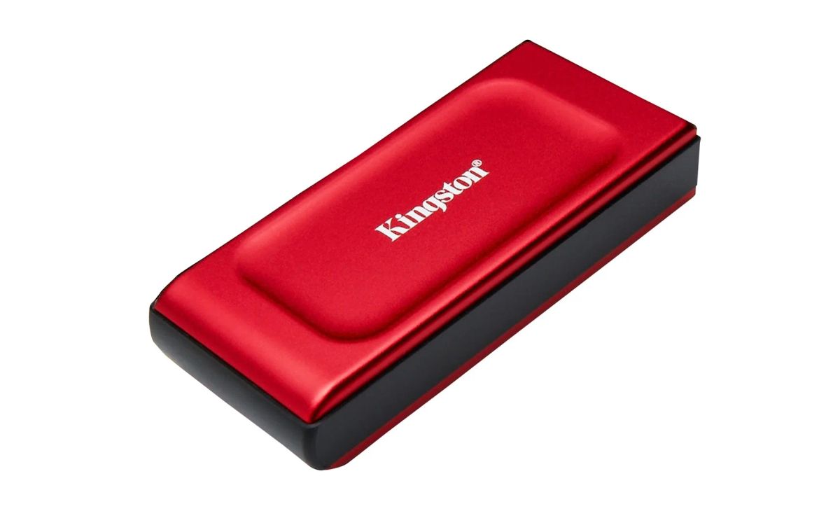 External SSD|KINGSTON|XS1000|2TB|USB 3.2|Write speed 1000 MBytes/sec|Read speed 1050 MBytes/sec|SXS1000R/2000G